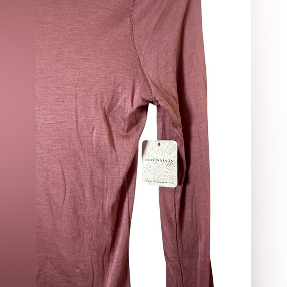 Free People Intimately Petals Long Sleeve Mock Neck Top Rose Size S - Picture 3 of 9